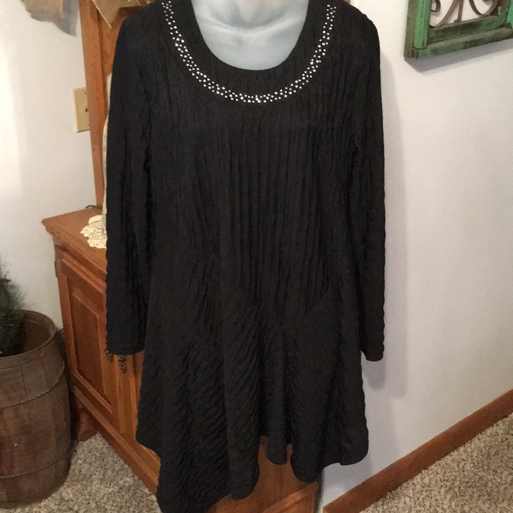 Curvesque Size Medium Black Dress Tunic
